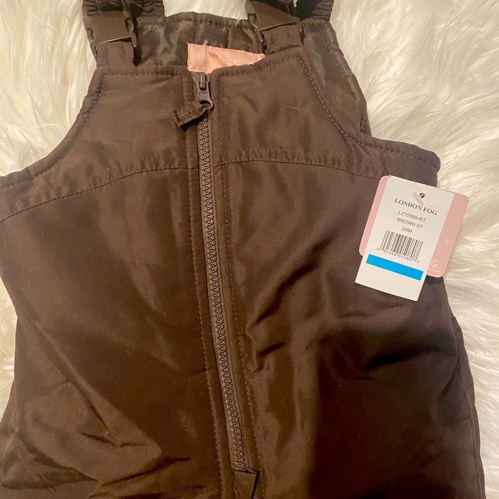 Kids snow suit size 24months